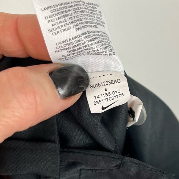 Ladies Nike Dri-Fit Golf Shorts in Black Athleisure Sportswear - Picture 9 of 9